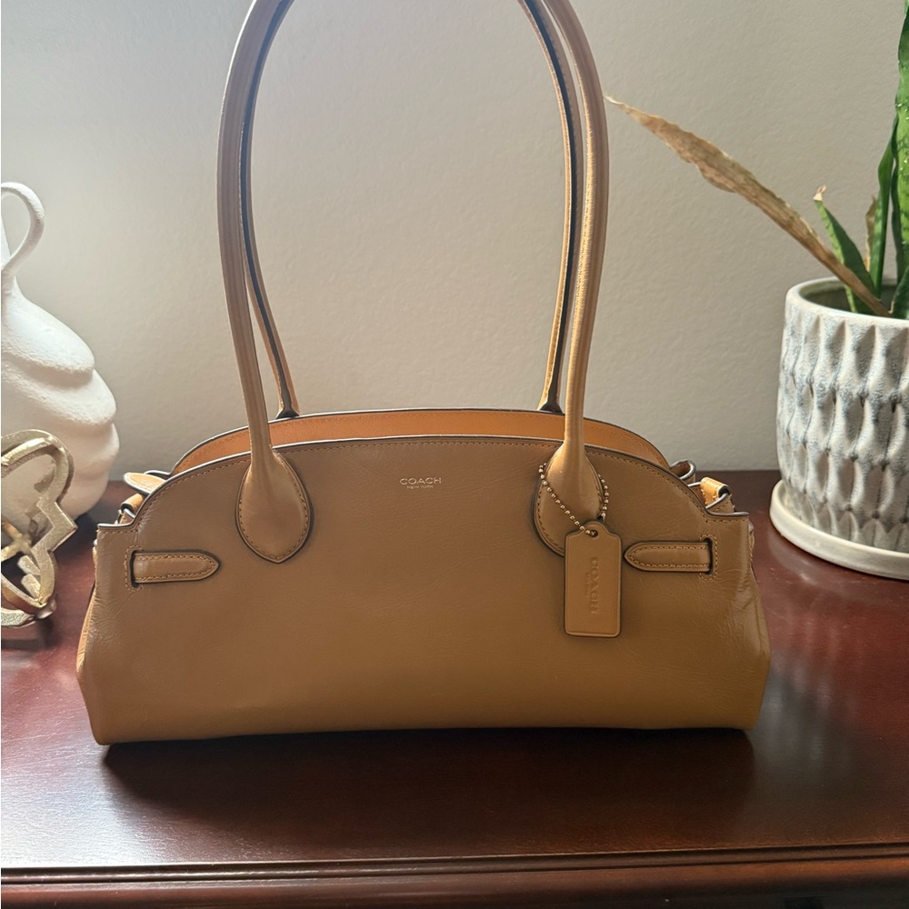 Coach Empire 34 in honey brown